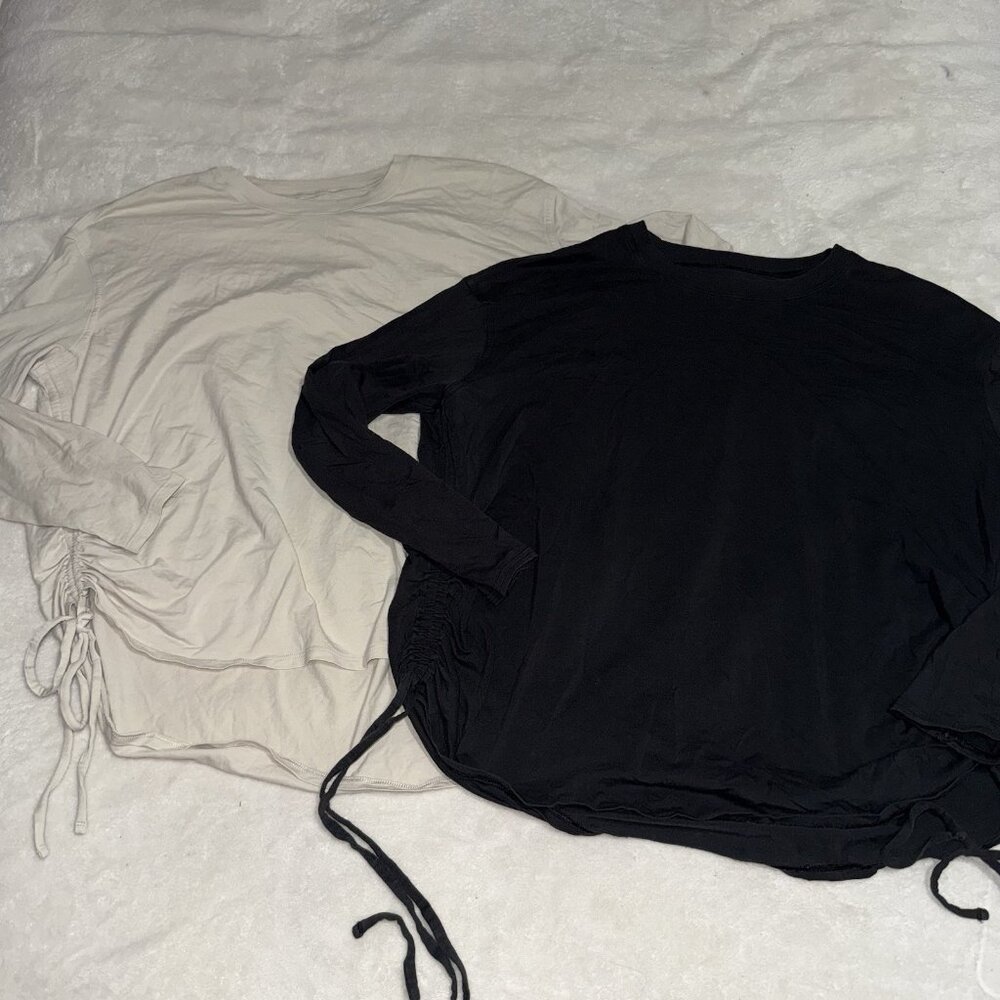 Lot Of 2 Women’s Lululemon White Black Long Sleeve Side Cinch Tie Shirt Size Med